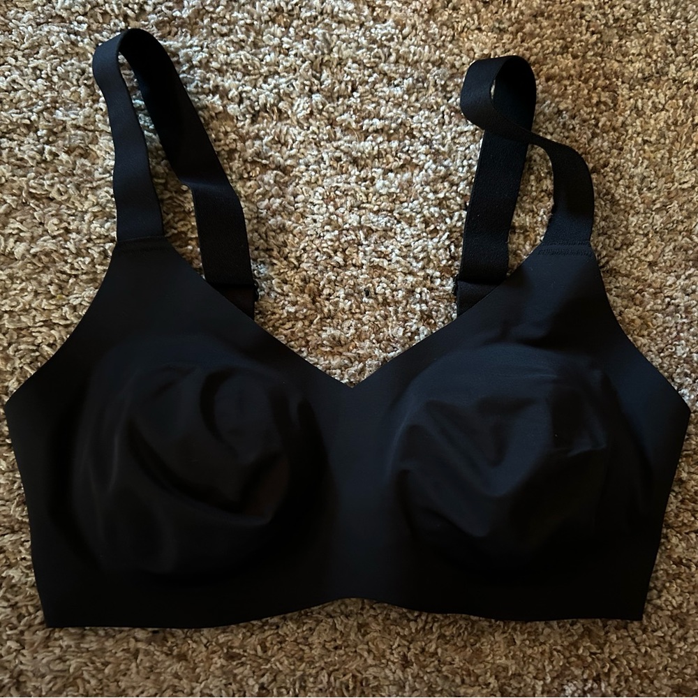Knix V-Nexk Bra Size 6